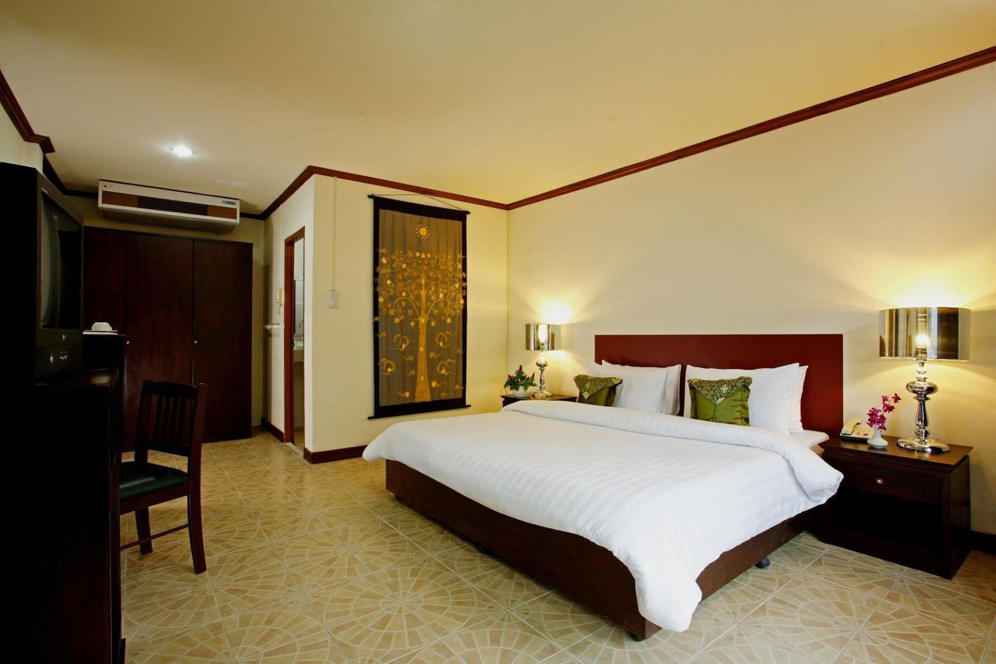 Bamboo Beach Hotel & Spa Patong Exteriér fotografie