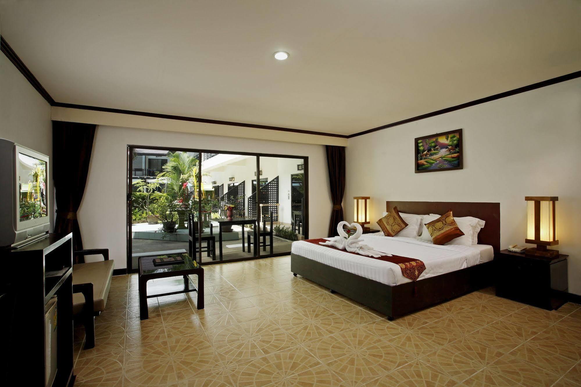 Bamboo Beach Hotel & Spa Patong Exteriér fotografie