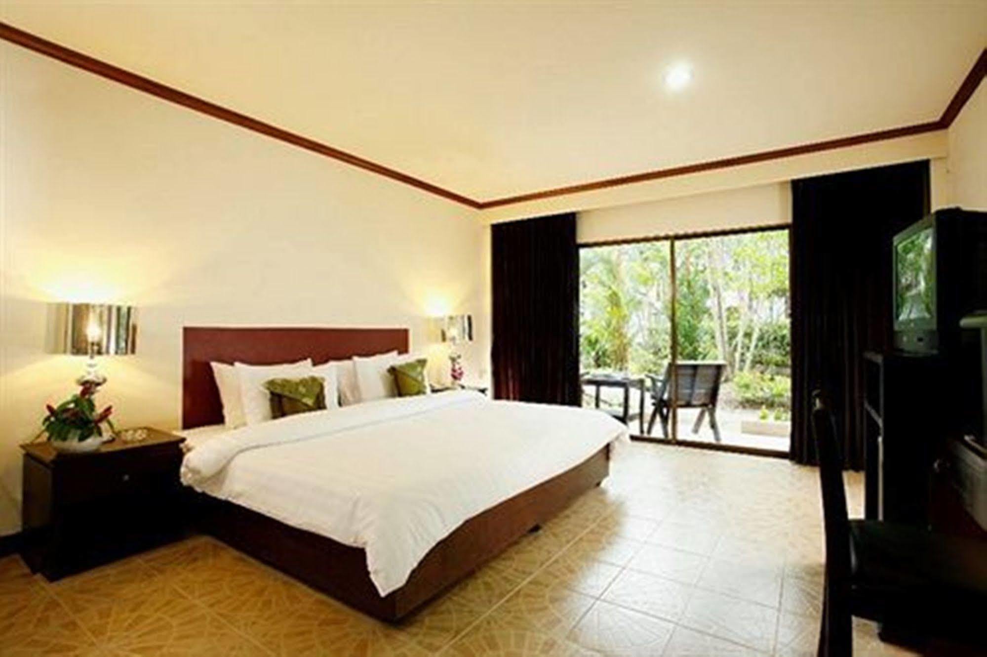 Bamboo Beach Hotel & Spa Patong Exteriér fotografie